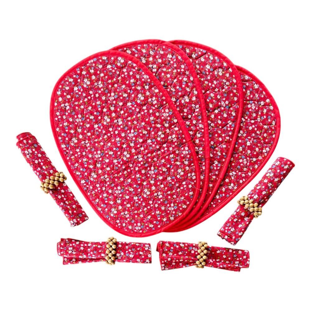 VTG Red Ditsy Floral Quilted Placemat Napkin And Wooden Beaded Ring Set Of 4